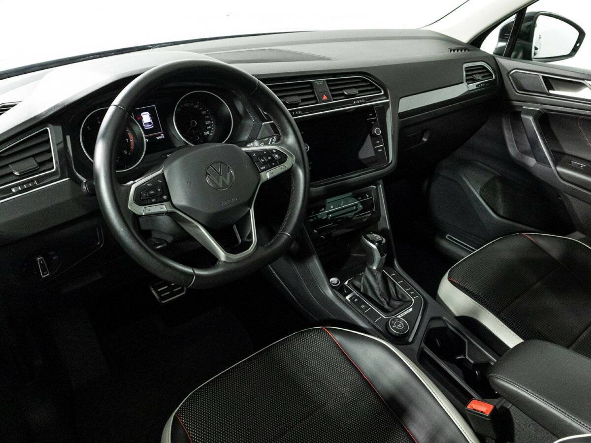 Volkswagen Tiguan б/у, 2022, Роботизированная. Фото: #10