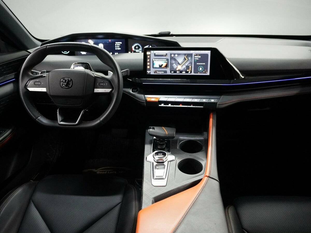 Changan UNI-V б/у, 2022, Роботизированная. Фото: #13