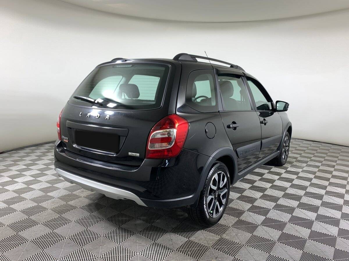 Lada (ВАЗ) Granta б/у, 2023, Механическая. Фото: #4