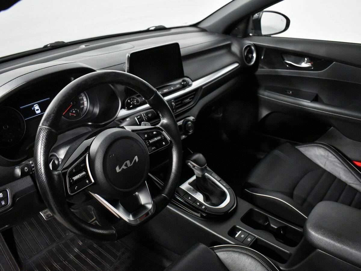 Kia Cerato б/у, 2022, Автоматическая. Фото: #8
