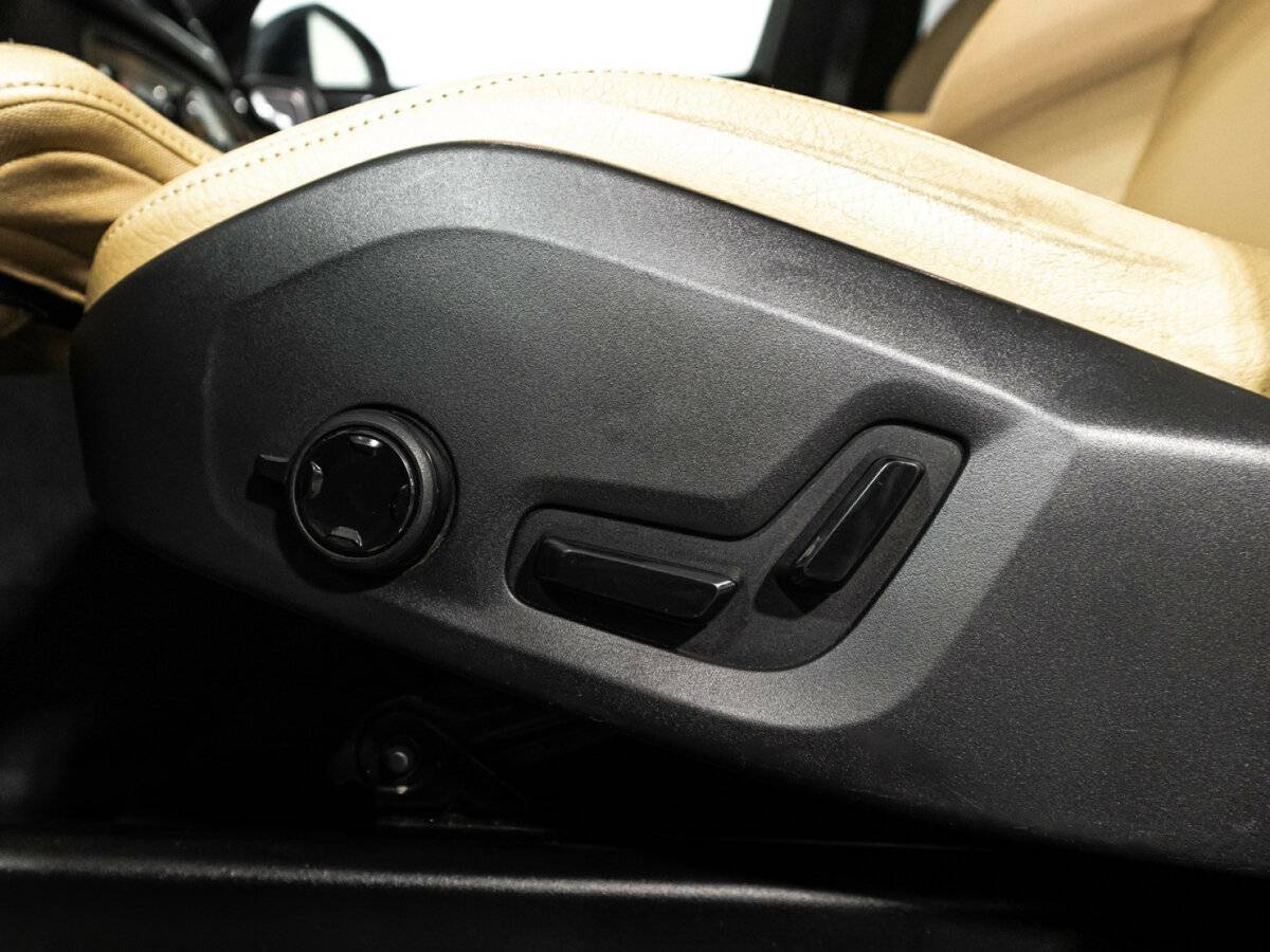 Volvo XC90 б/у, 2015, Автоматическая. Фото: #16