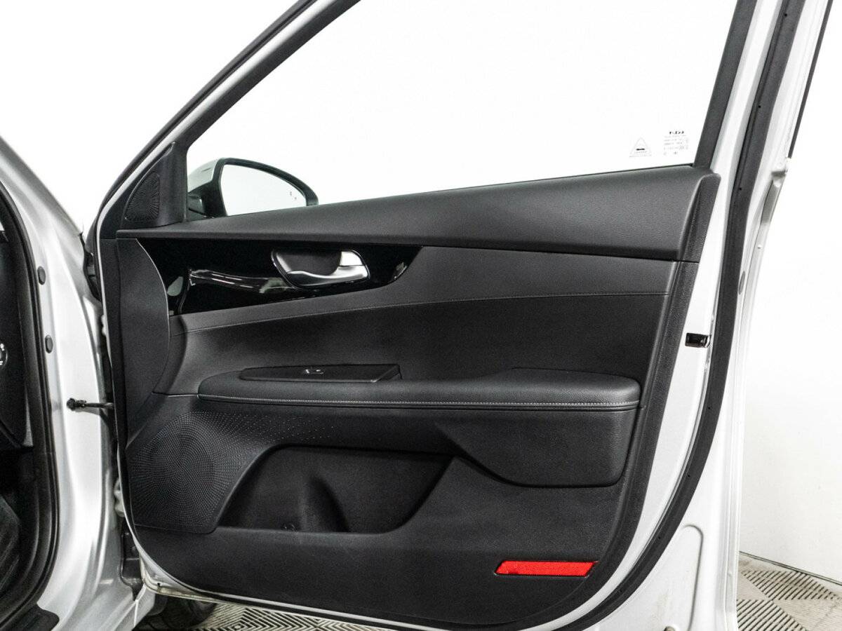 Kia Cerato б/у, 2021, Автоматическая. Фото: #27