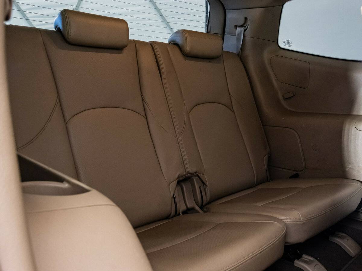 Kia Mohave б/у, 2012, Автоматическая. Фото: #18