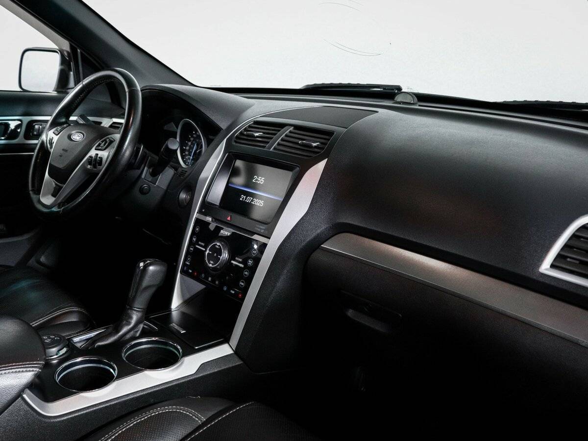 Ford Explorer б/у, 2013, Автоматическая. Фото: #7