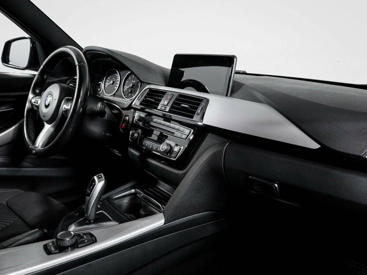 BMW 3 серии б/у, 2017, Автоматическая. Фото: #8