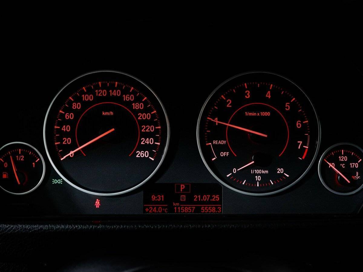 BMW 3 серии б/у, 2017, Автоматическая. Фото: #10