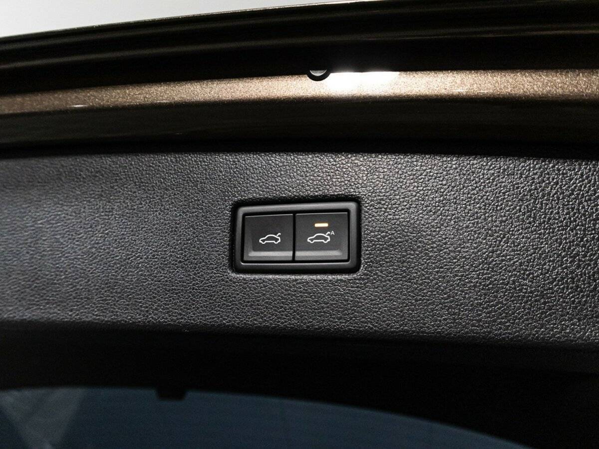 Volkswagen Tiguan б/у, 2019, Роботизированная. Фото: #15