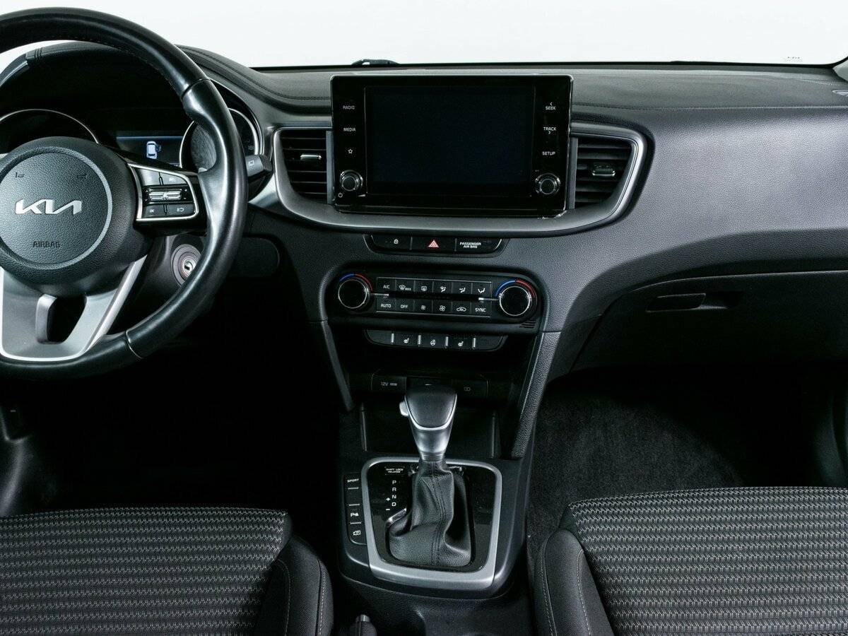 Kia Ceed б/у, 2022, Автоматическая. Фото: #10