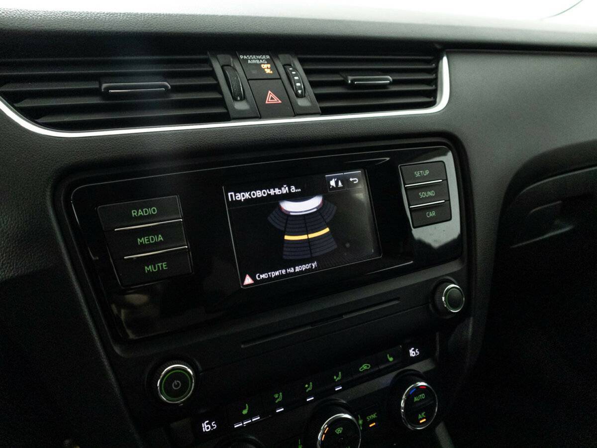 Шкода Октавия б/у, 2016, Роботизированная. Фото: #15