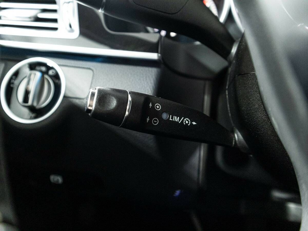 Mercedes-Benz E-Класс б/у, 2015, Автоматическая. Фото: #19