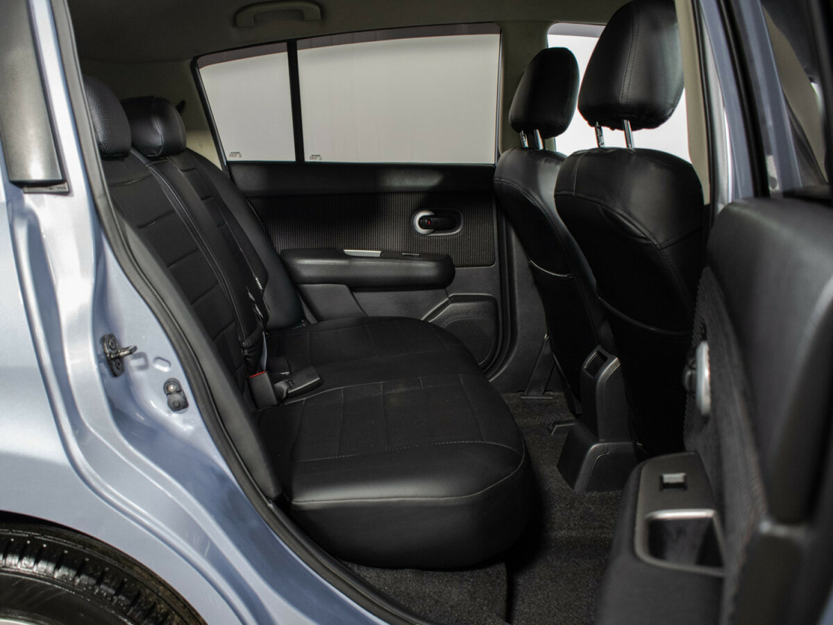 Ниссан Тиида б/у, 2013, Автоматическая. Фото: #9