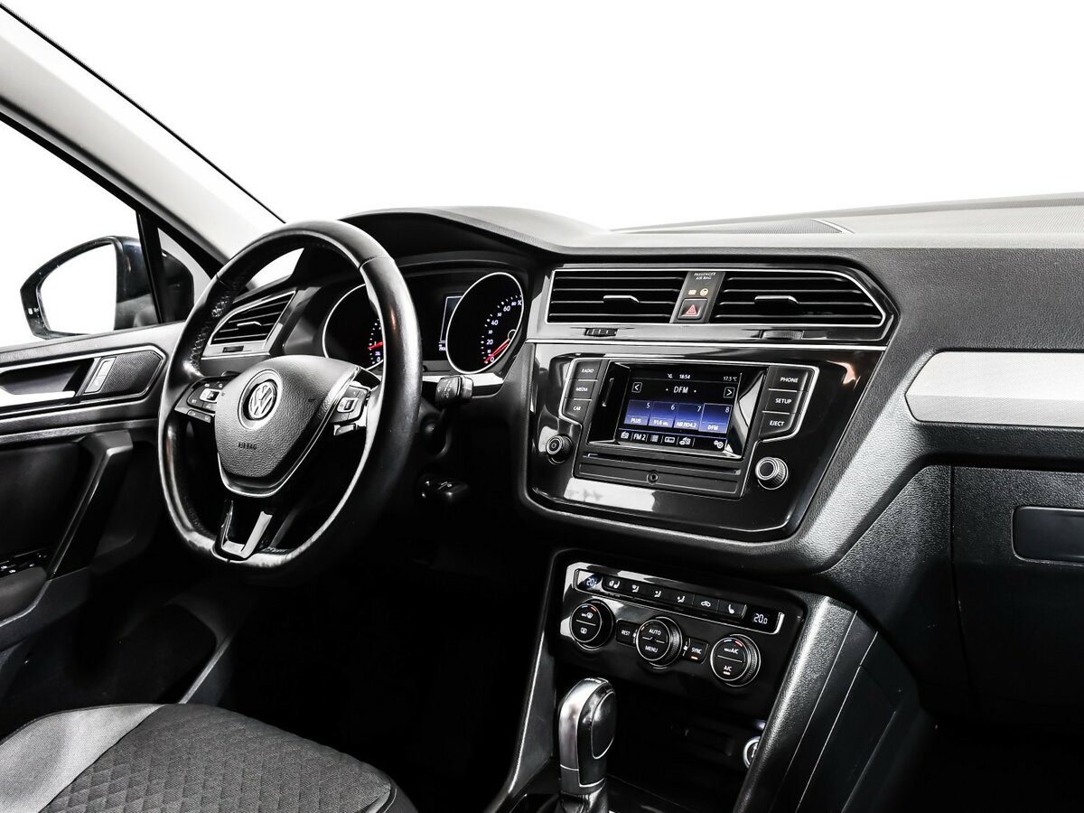 Volkswagen Tiguan б/у, 2017, Роботизированная. Фото: #6