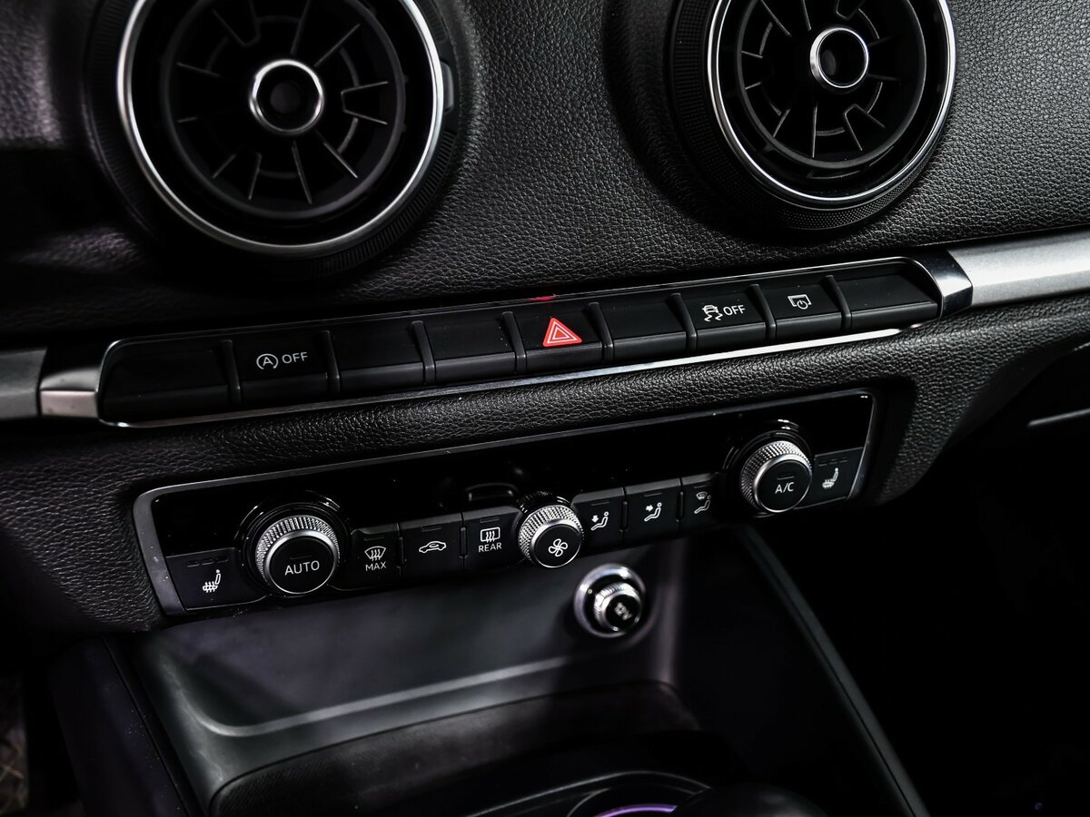 Audi A3 б/у, 2019, Роботизированная. Фото: #15