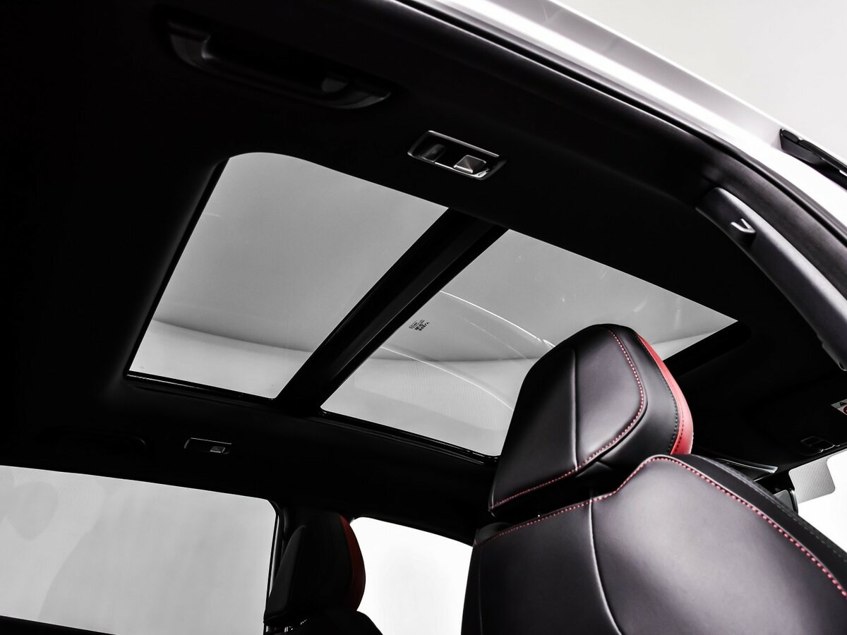 Geely Coolray б/у, 2023, Роботизированная. Фото: #13