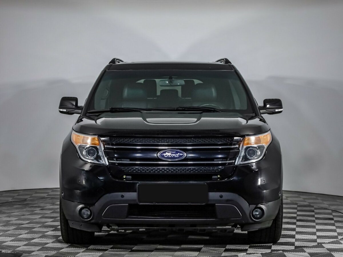 Ford Explorer б/у, 2013, Автоматическая. Фото: #1