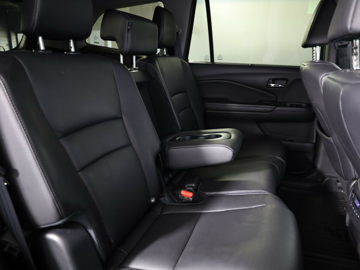 Honda Pilot б/у, 2016, Автоматическая. Фото: #12