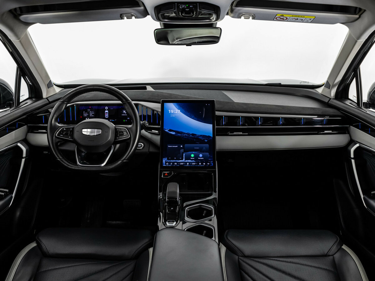 Geely Atlas б/у, 2023, Роботизированная. Фото: #8