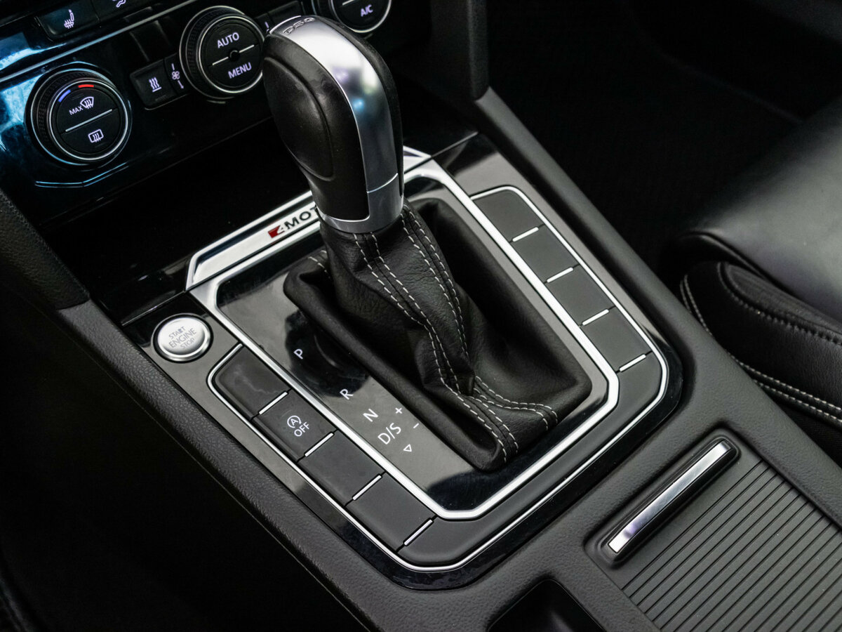 Volkswagen Passat б/у, 2018, Роботизированная. Фото: #18