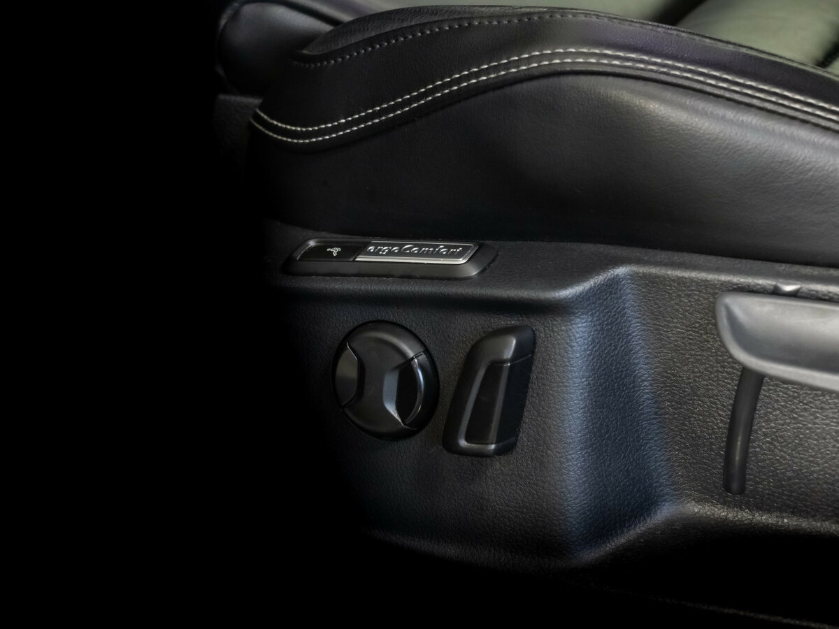 Volkswagen Passat б/у, 2018, Роботизированная. Фото: #22