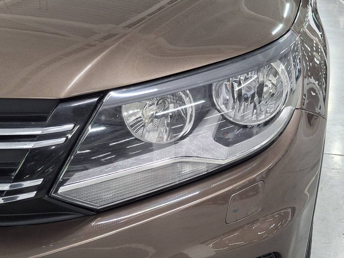 Фольксваген Тигуан б/у, 2015, Автоматическая. Фото: #16