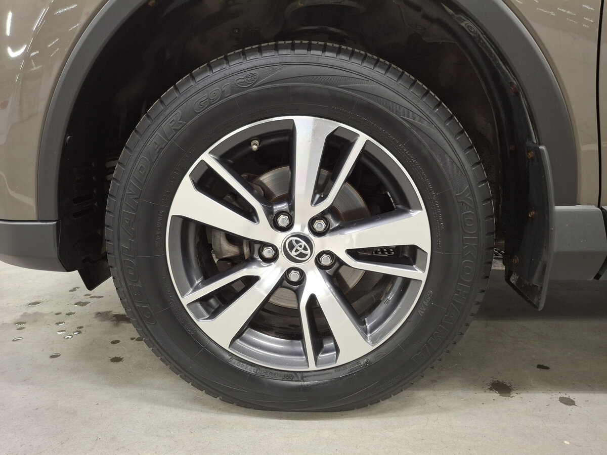 Toyota RAV4 б/у, 2015, Механическая. Фото: #16