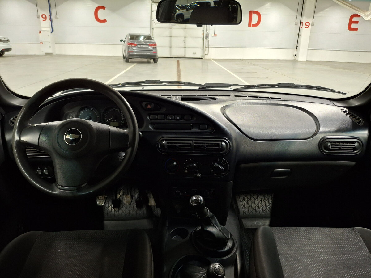 Chevrolet Niva б/у, 2018, Механическая. Фото: #13