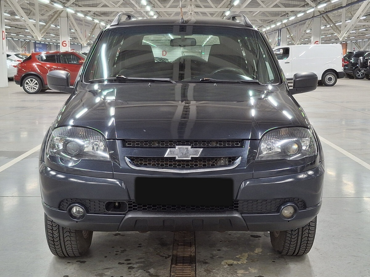 Chevrolet Niva б/у, 2017, Механическая. Фото: #1