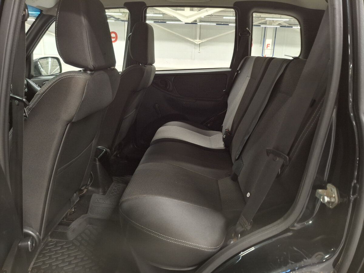 Chevrolet Niva б/у, 2017, Механическая. Фото: #11