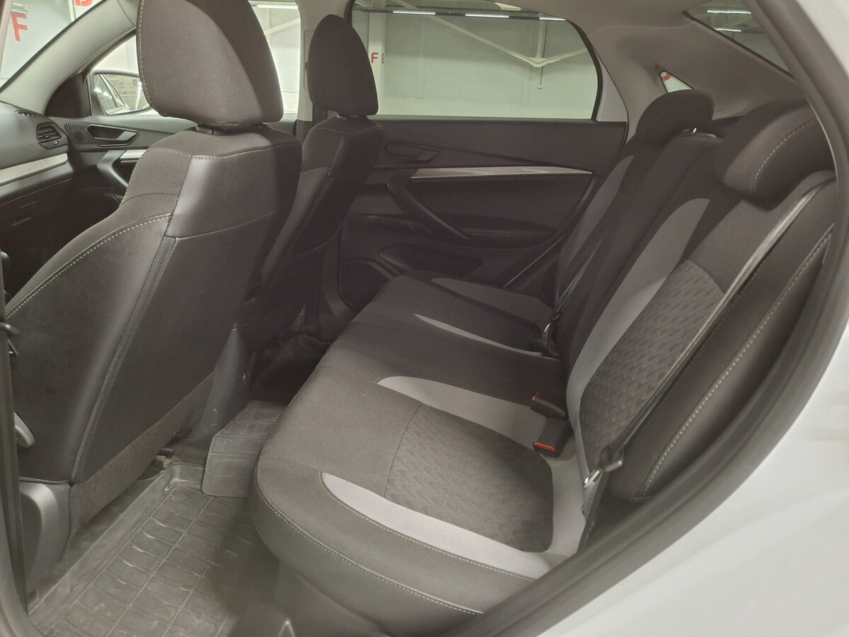 Lada (ВАЗ) Vesta б/у, 2023, Механическая. Фото: #11