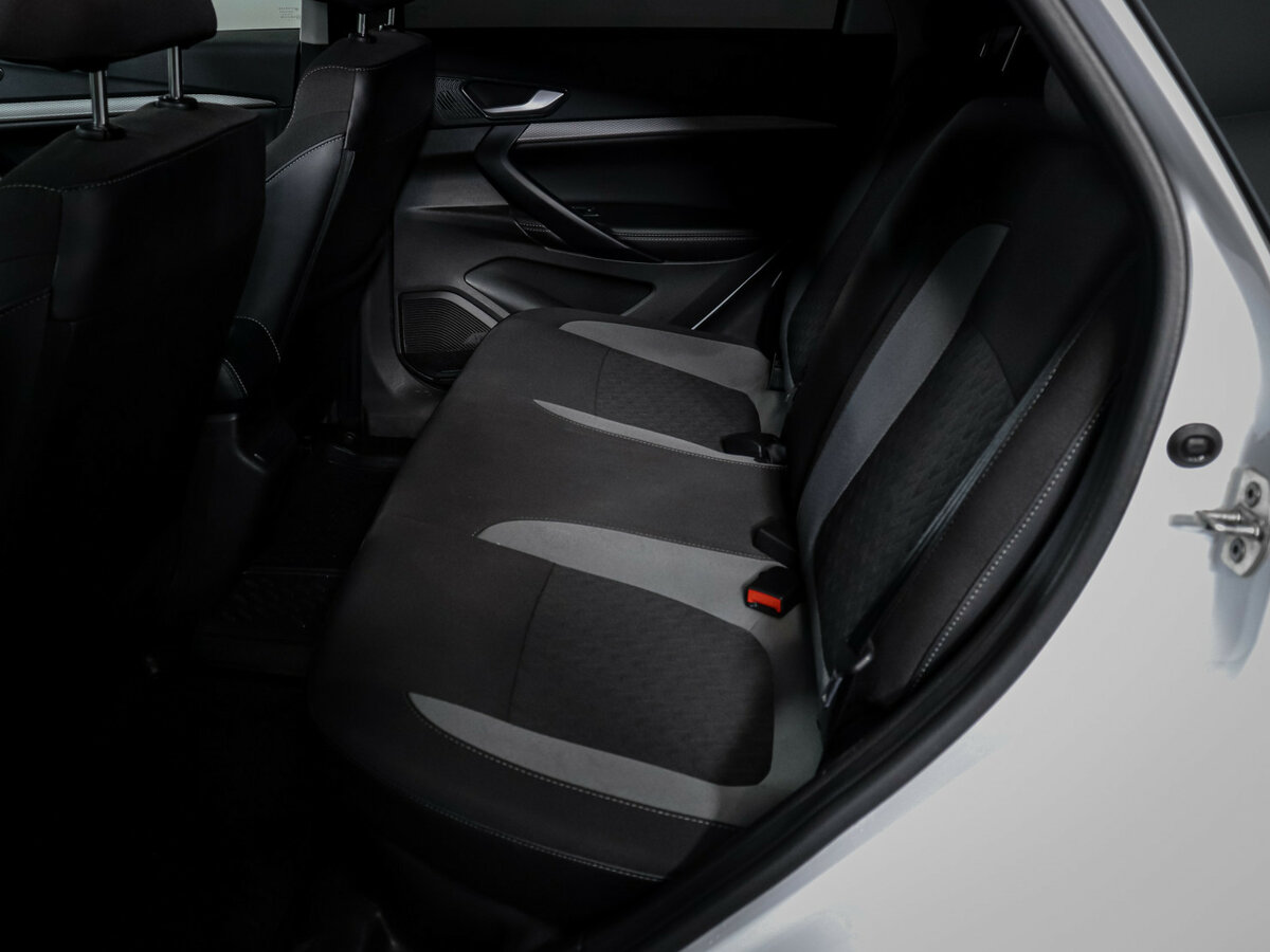 Lada (ВАЗ) Vesta б/у, 2023, Механическая. Фото: #7