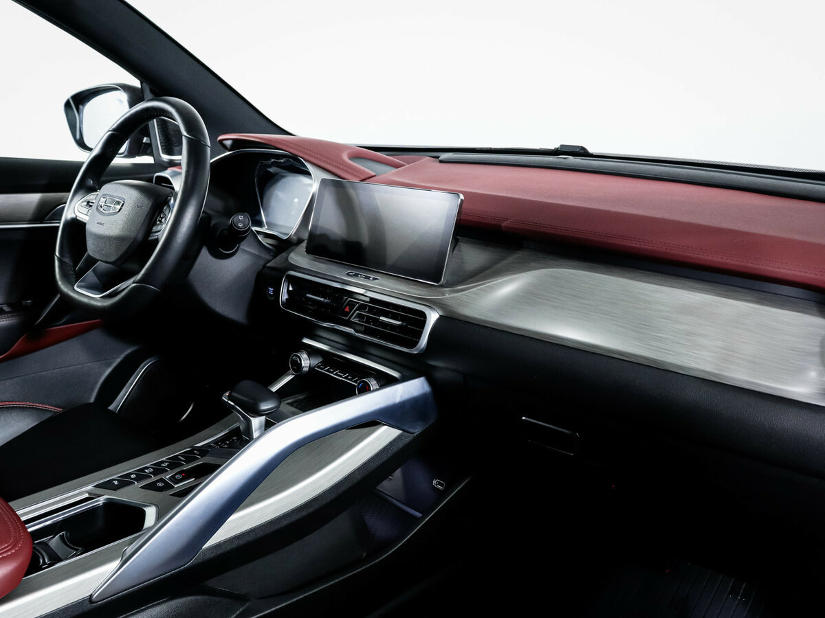 Geely Coolray б/у, 2023, Роботизированная. Фото: #8