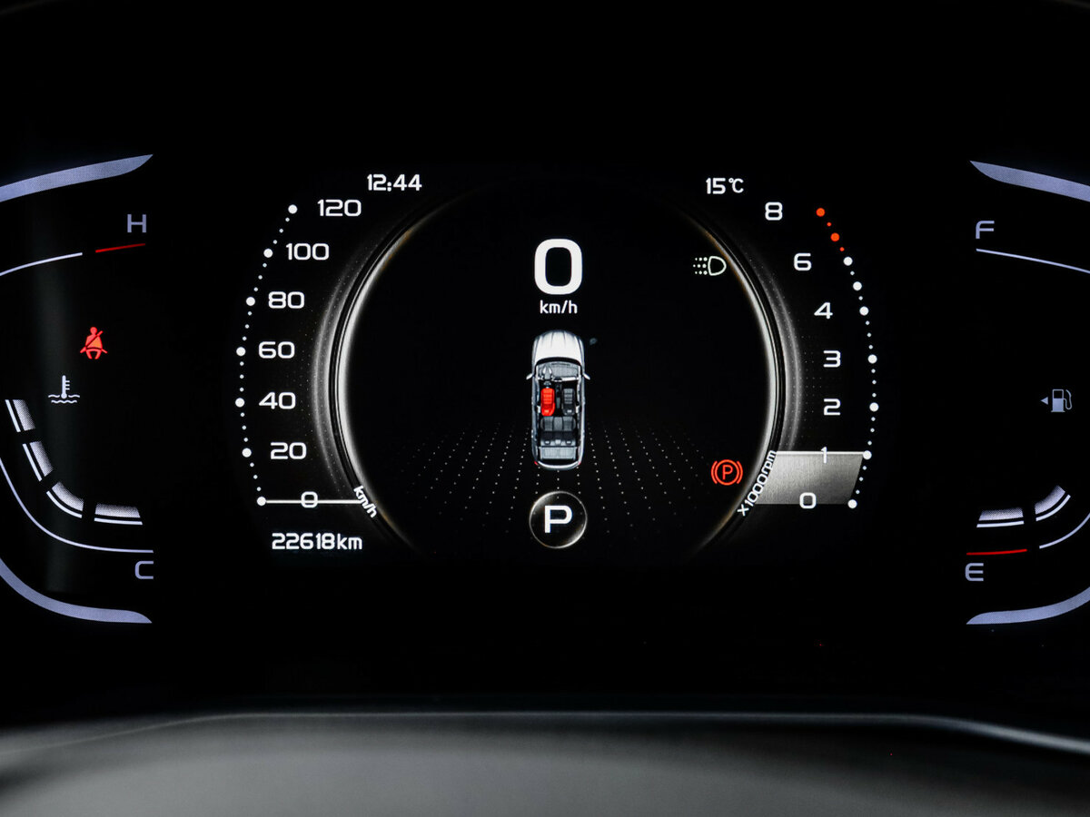 Geely Coolray б/у, 2023, Роботизированная. Фото: #10