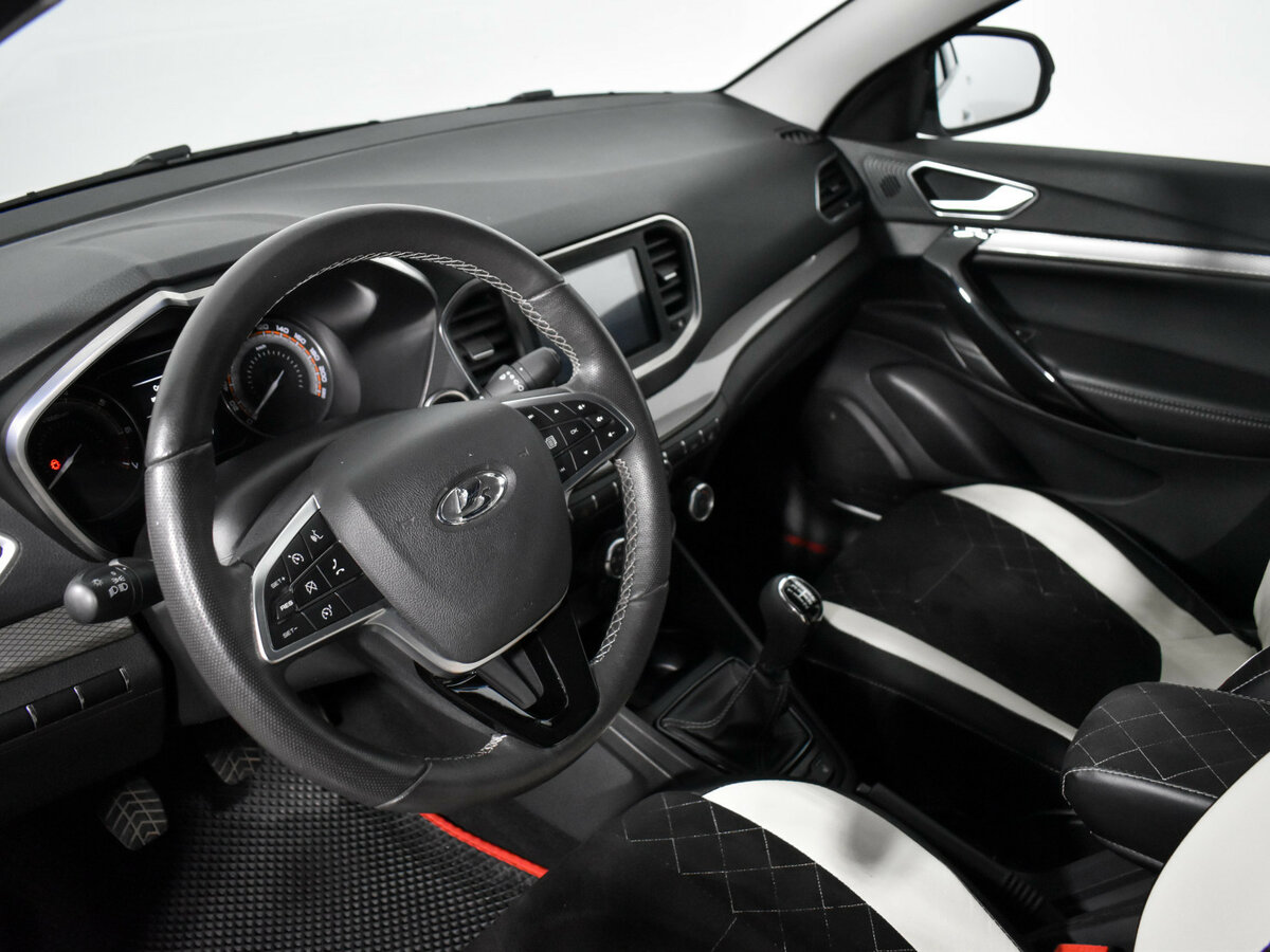 Lada (ВАЗ) Vesta б/у, 2023, Механическая. Фото: #8