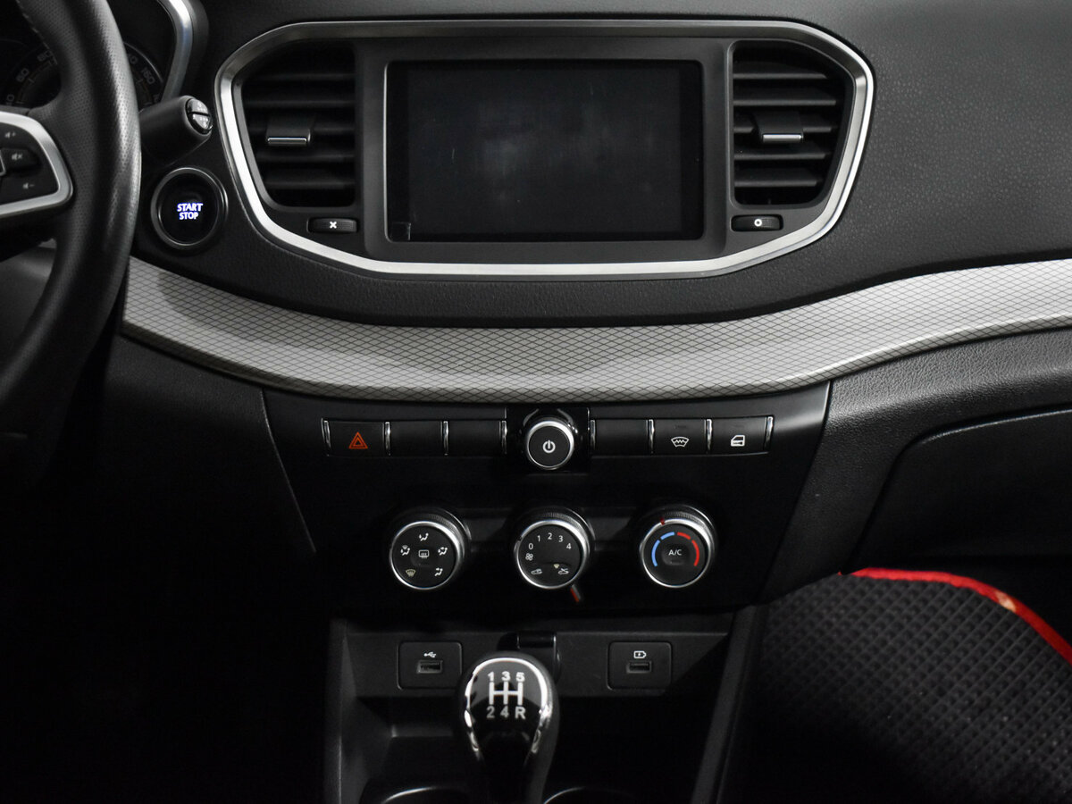 Lada (ВАЗ) Vesta б/у, 2023, Механическая. Фото: #12