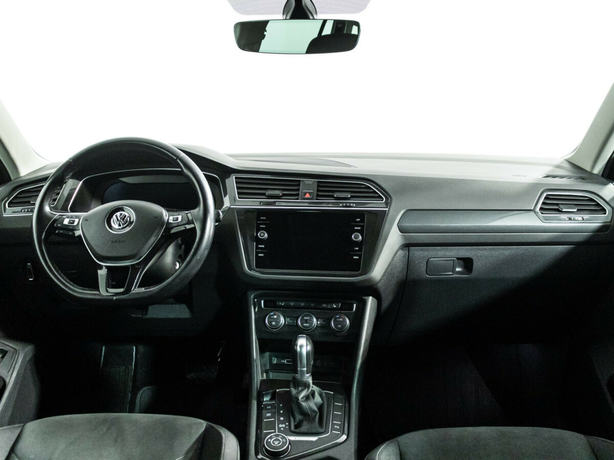 Volkswagen Tiguan б/у, 2018, Роботизированная. Фото: #12