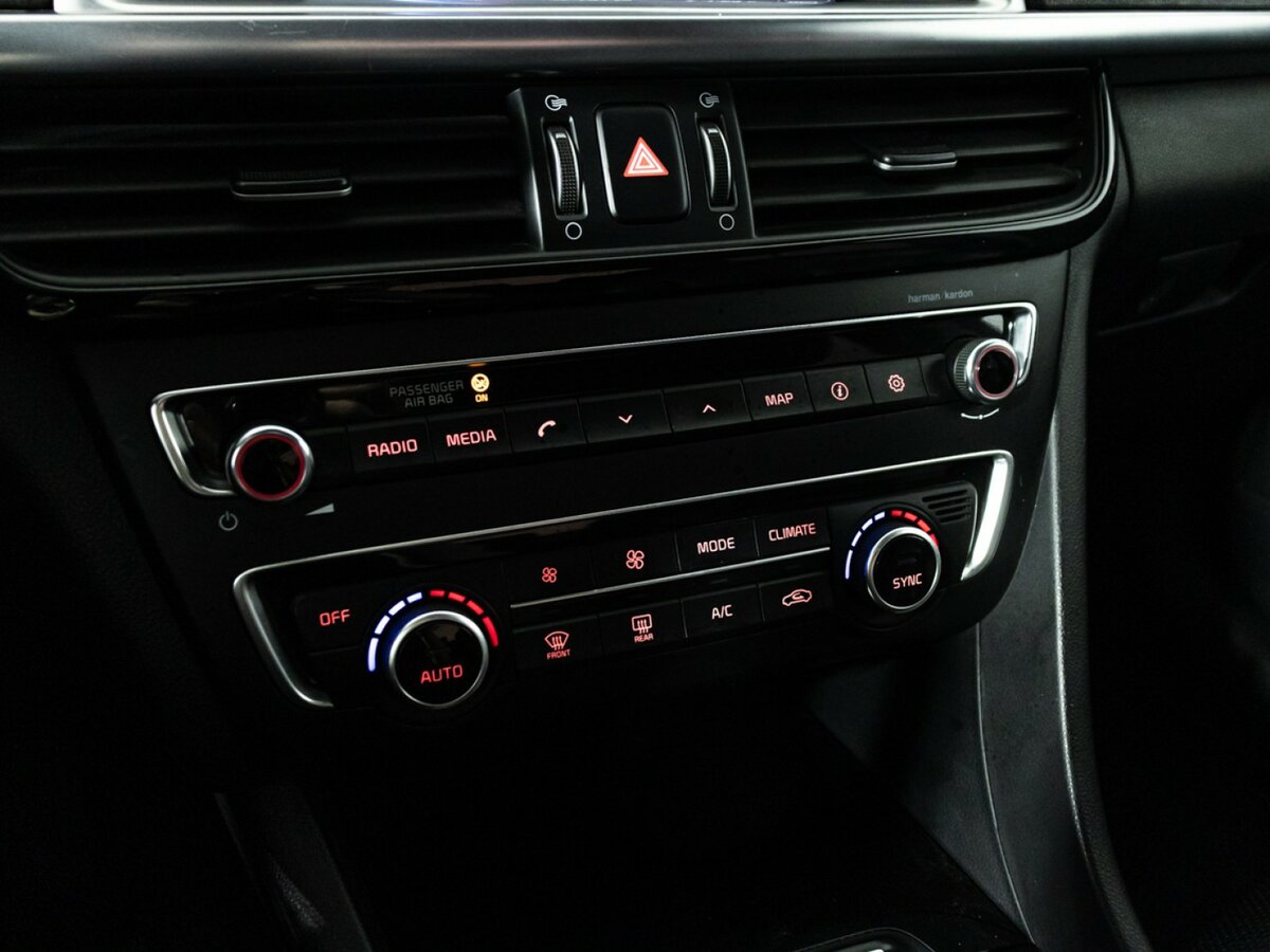 Kia Optima б/у, 2018, Автоматическая. Фото: #17