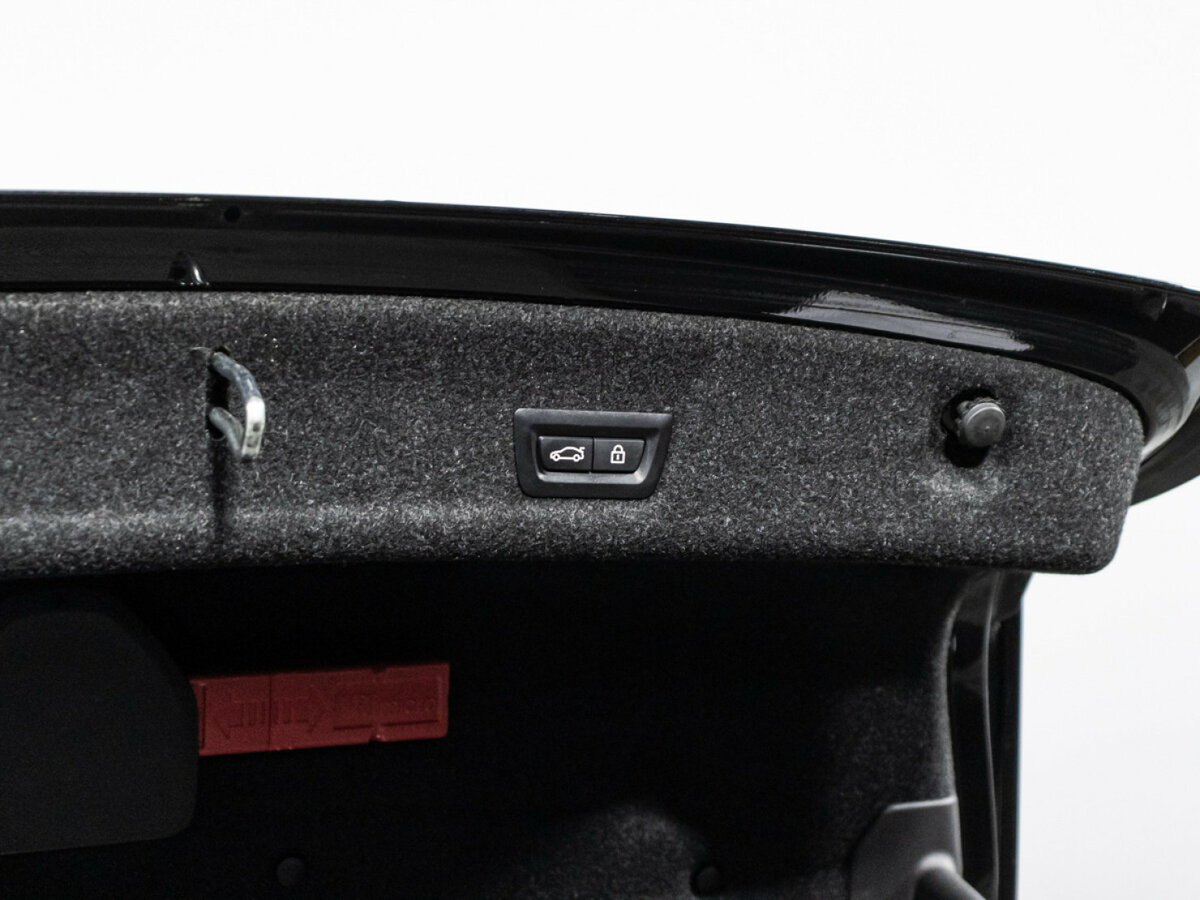 BMW 3 серии б/у, 2020, Автоматическая. Фото: #14