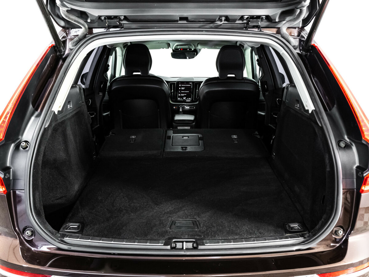 Volvo XC60 б/у, 2019, Автоматическая. Фото: #22