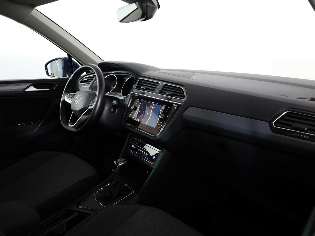 Volkswagen Tiguan б/у, 2021, Роботизированная. Фото: #11