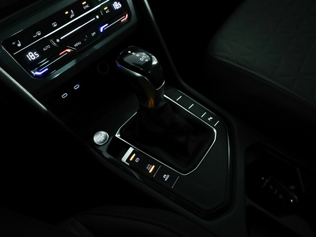 Volkswagen Tiguan б/у, 2021, Роботизированная. Фото: #21