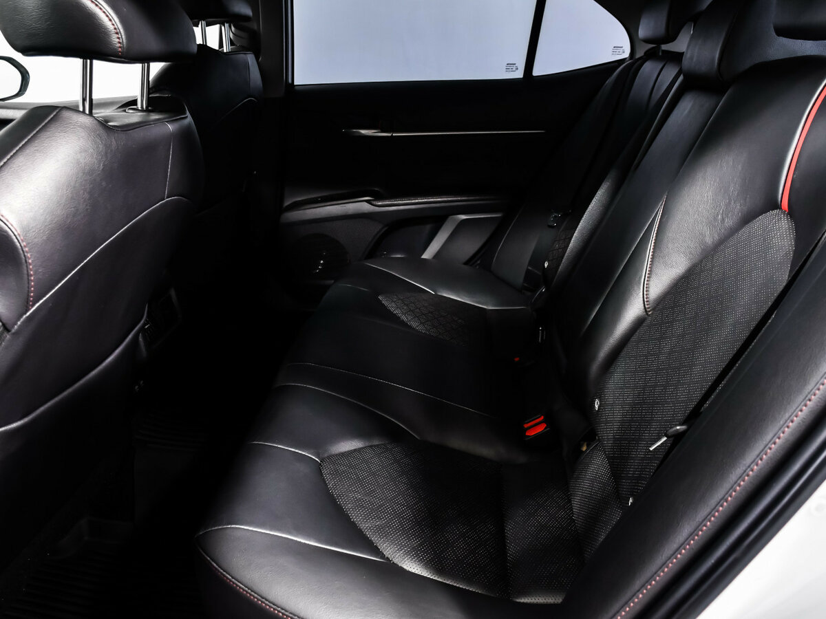 Toyota Camry б/у, 2021, Автоматическая. Фото: #9