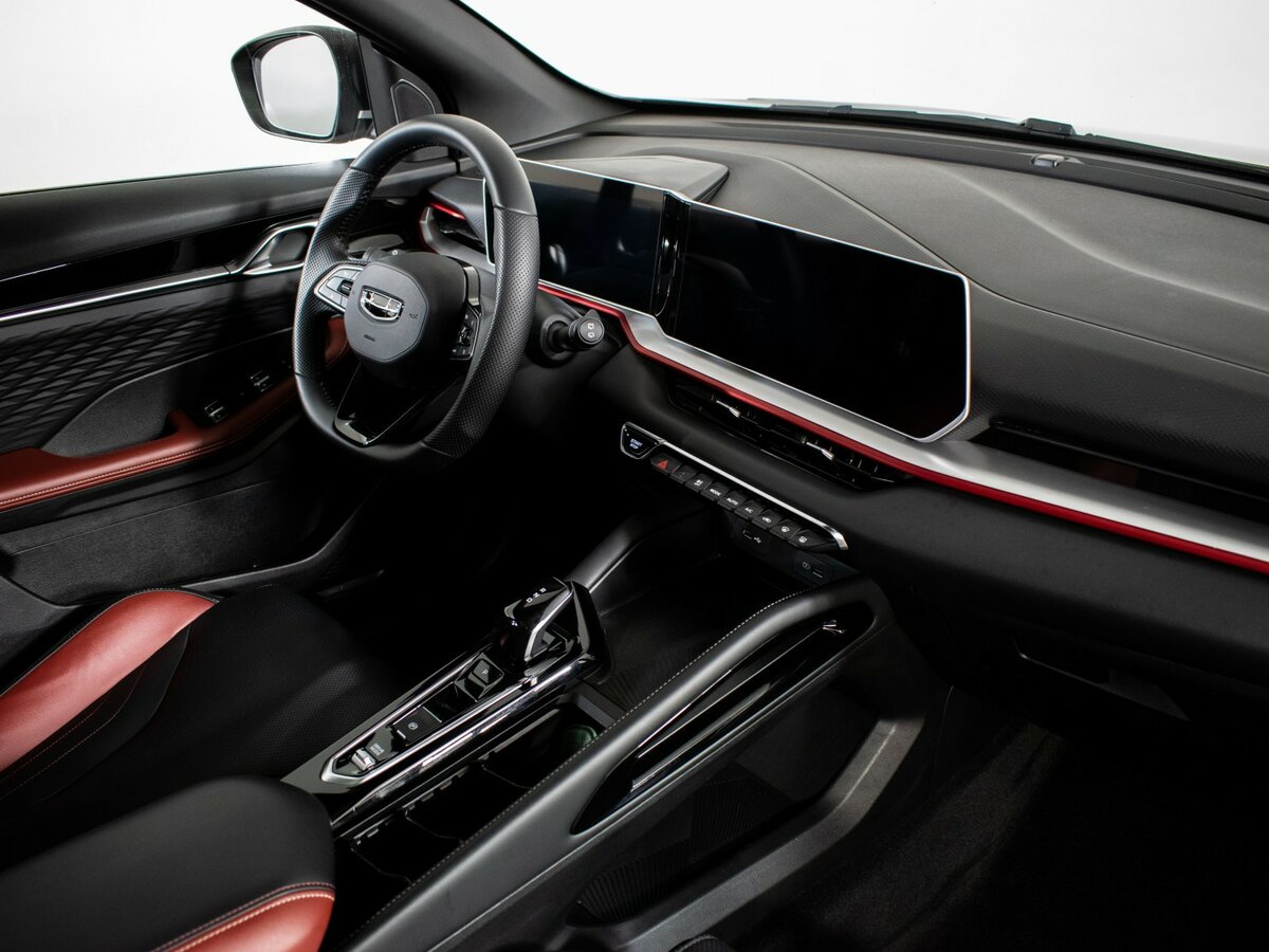 Geely Coolray б/у, 2023, Роботизированная. Фото: #6