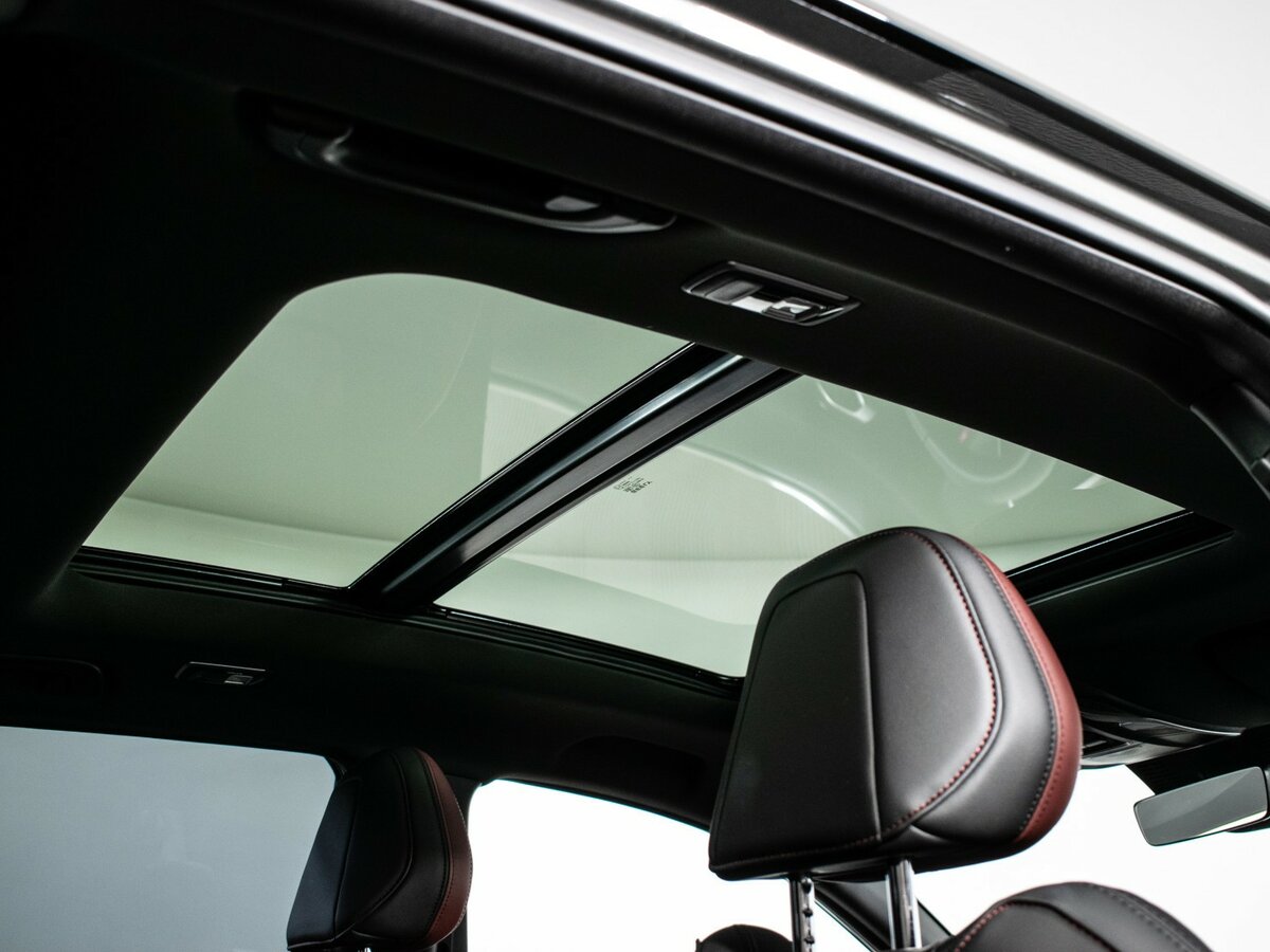 Geely Coolray б/у, 2023, Роботизированная. Фото: #9