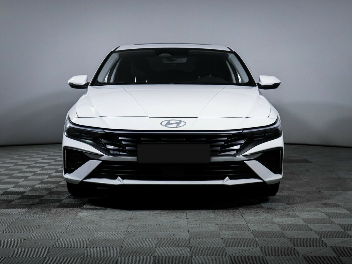 Hyundai Elantra б/у, 2024, Вариатор. Фото: #1