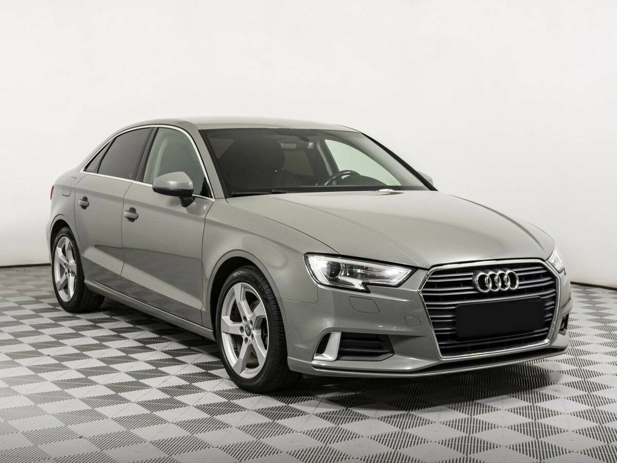 Audi A3 б/у, 2018, Роботизированная. Фото: #2