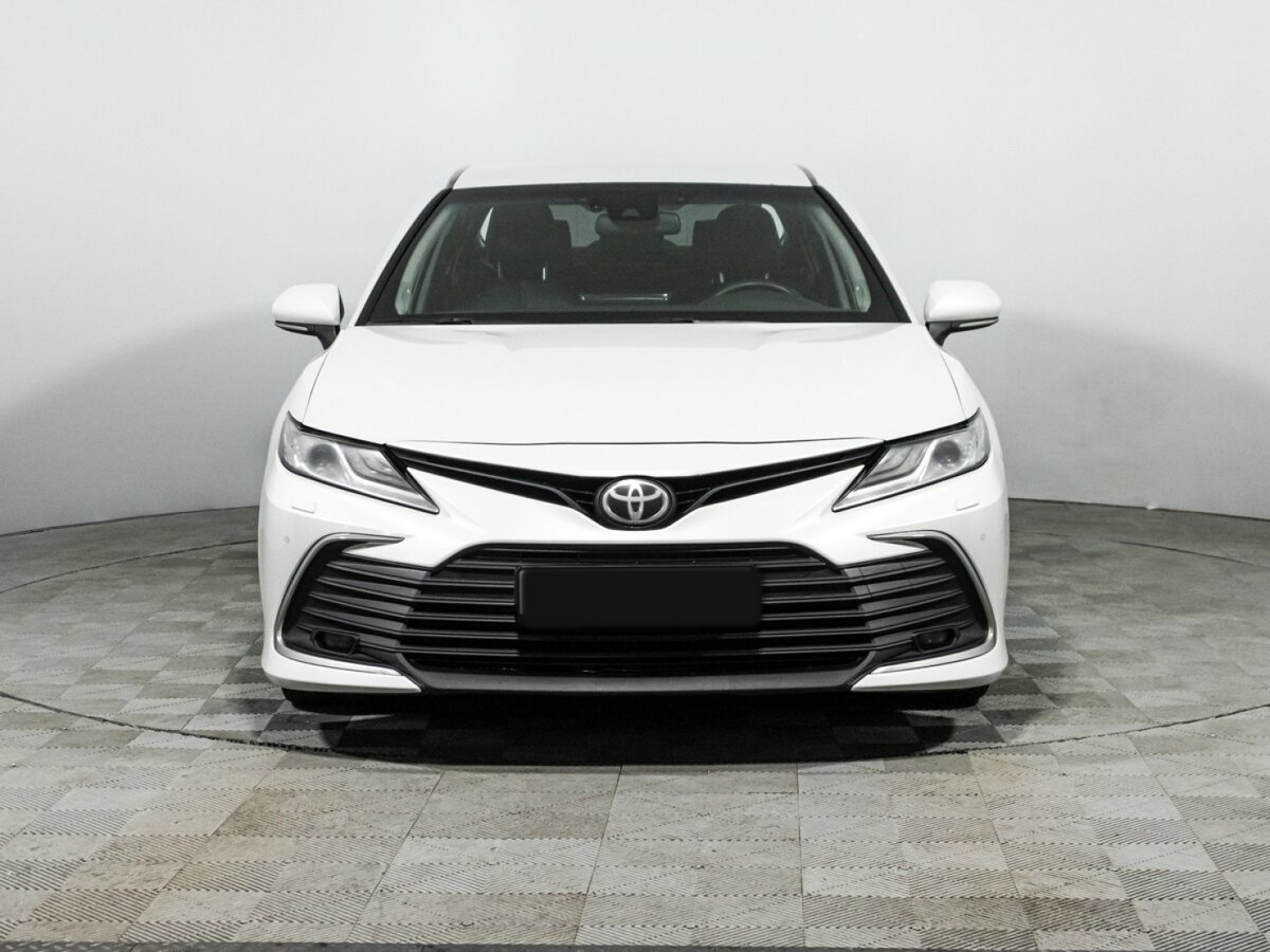 Toyota Camry б/у, 2021, Автоматическая. Фото: #1