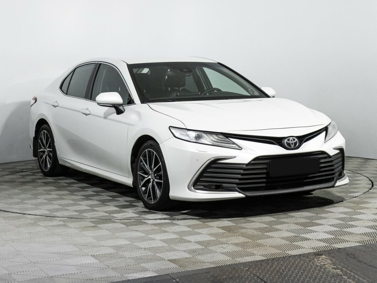 Toyota Camry б/у, 2021, Автоматическая. Фото: #2