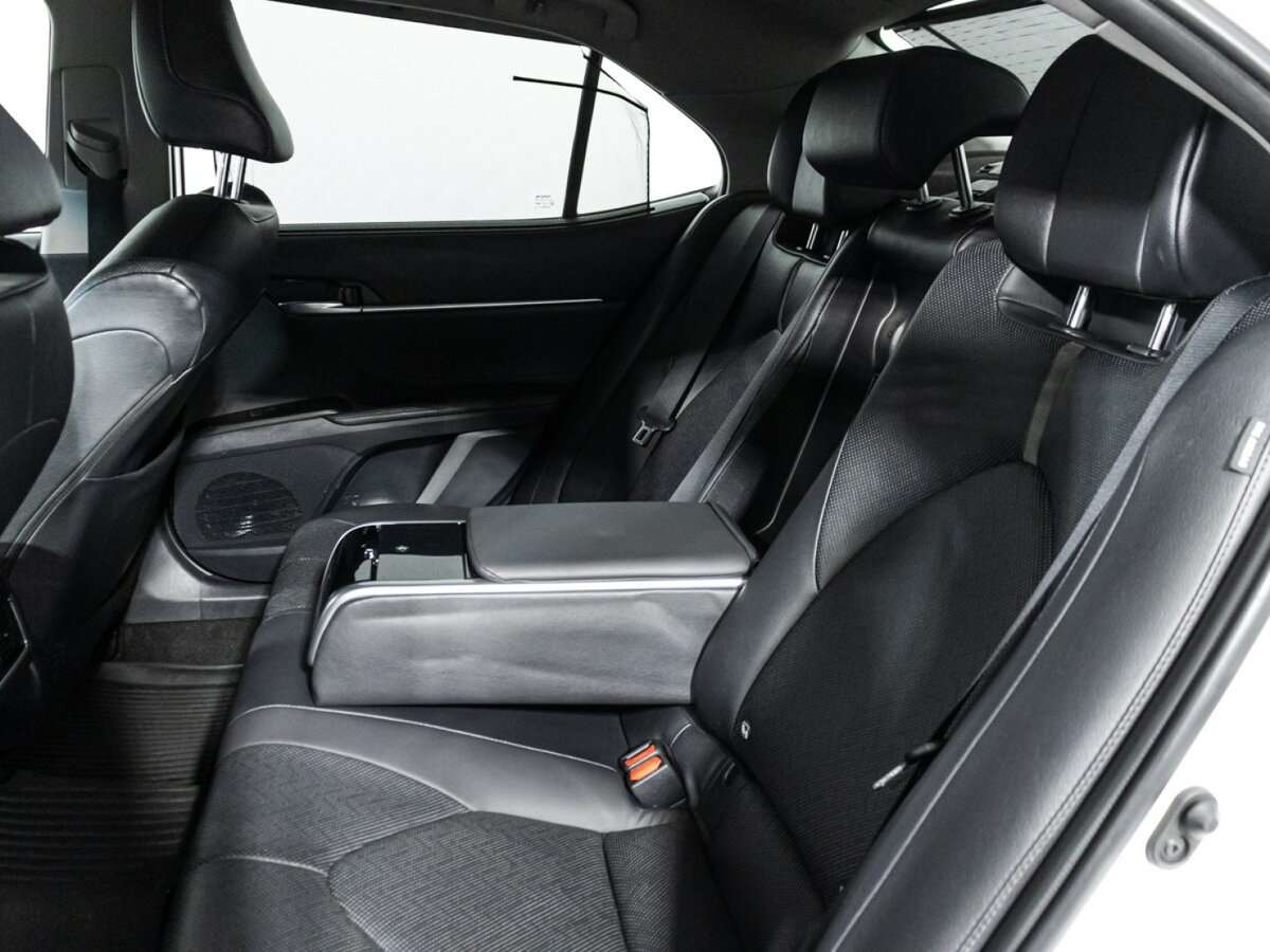 Toyota Camry б/у, 2021, Автоматическая. Фото: #8