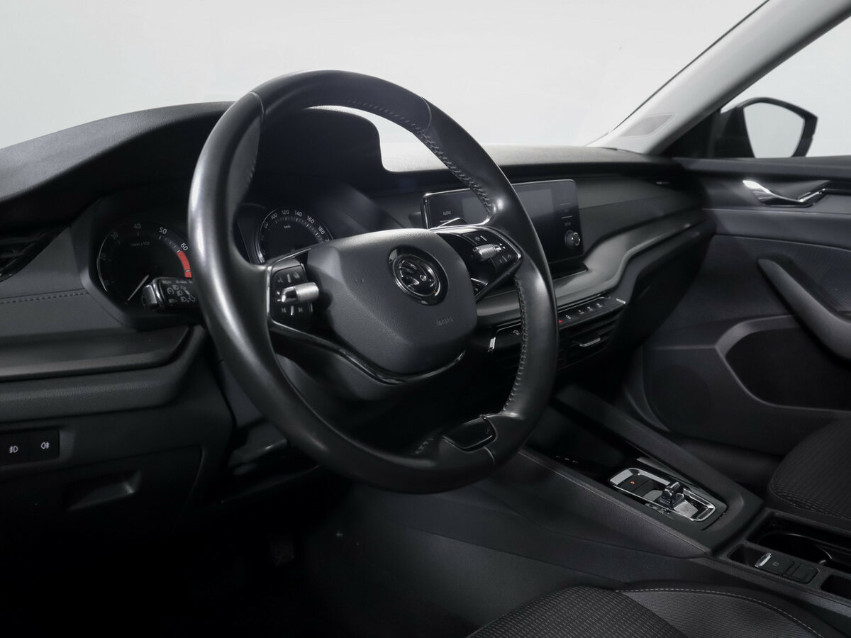 Skoda Octavia б/у, 2020, Автоматическая. Фото: #10