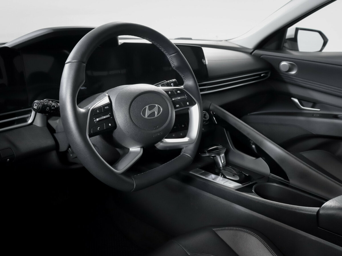 Hyundai Elantra б/у, 2024, Вариатор. Фото: #10